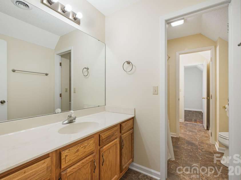 40 Harold Sluder Road, Alexander, NC 28701.  MLS# CAR4355783, YatesRealty ID 12006. 
