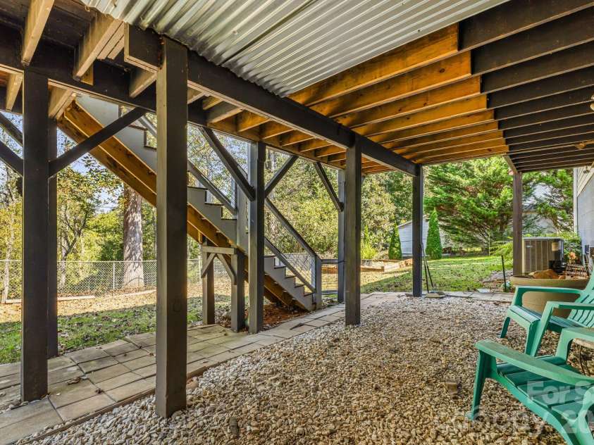 40 Harold Sluder Road, Alexander, NC 28701.  MLS# CAR4355783, YatesRealty ID 12006. 