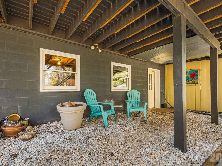40 Harold Sluder Road, Alexander, NC 28701.  MLS# CAR4355783, YatesRealty ID 12006. 