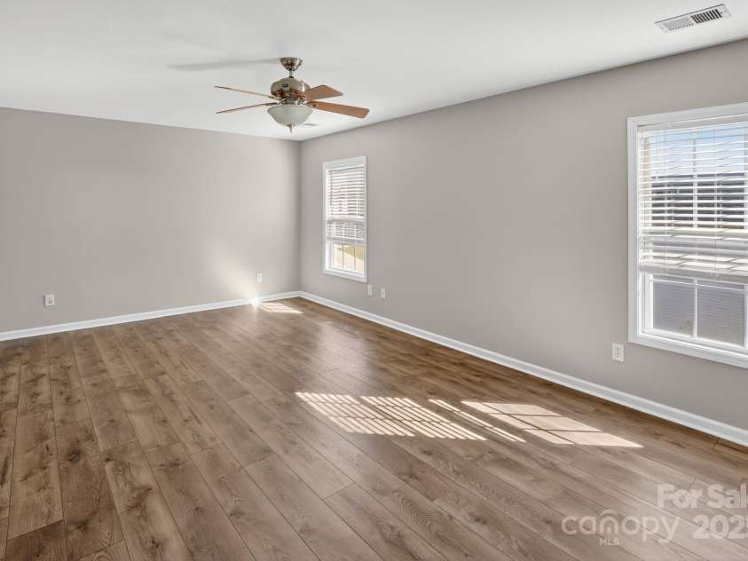 105 Whitton Court, Lexington, SC 29073.  MLS# CAR4322061, YatesRealty ID 12007. 