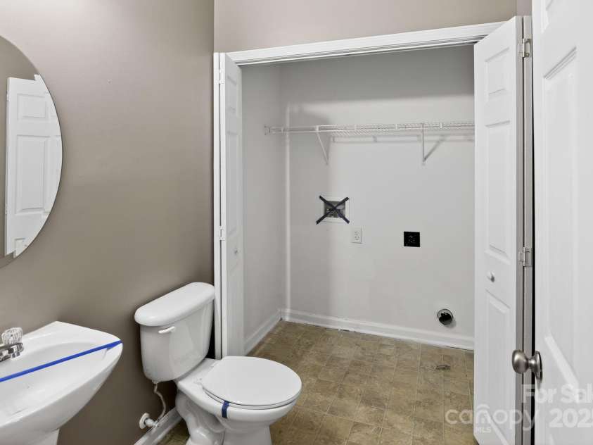 105 Whitton Court, Lexington, SC 29073.  MLS# CAR4322061, YatesRealty ID 12007. 