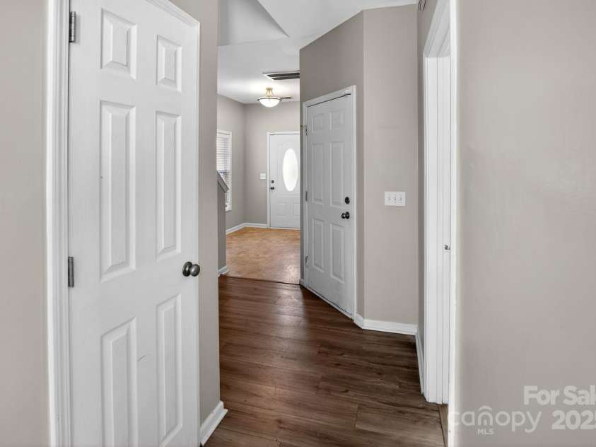 105 Whitton Court, Lexington, SC 29073.  MLS# CAR4322061, YatesRealty ID 12007. 