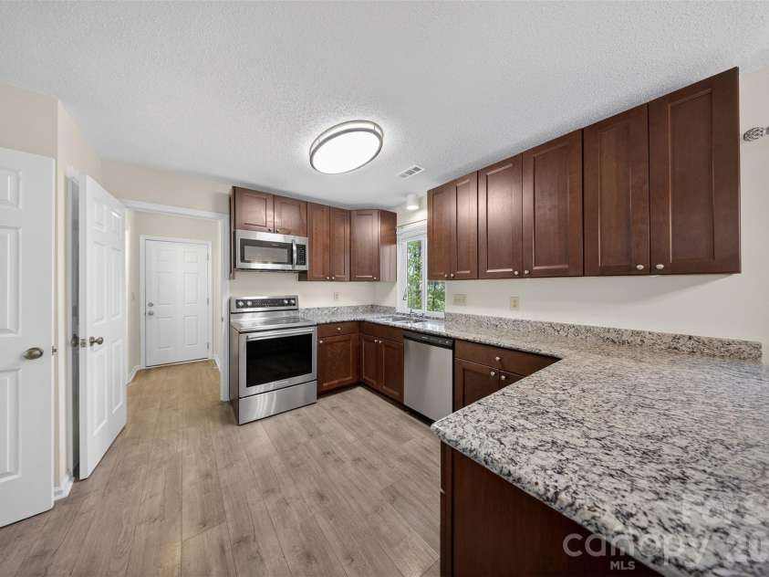 2354 Castlecomer Drive, Charlotte, NC 28262.  MLS# CAR4349198, YatesRealty ID 12008. 