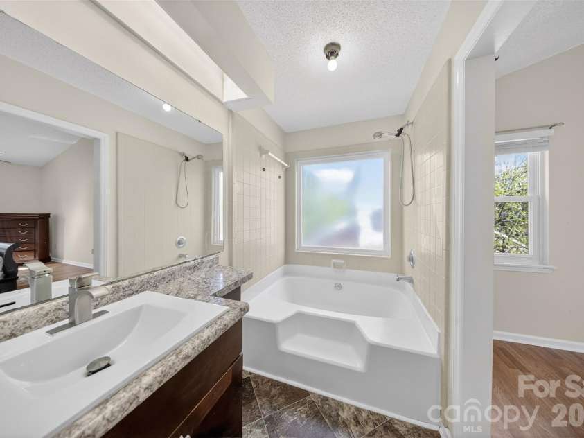 2354 Castlecomer Drive, Charlotte, NC 28262.  MLS# CAR4349198, YatesRealty ID 12008. Bathroom 2