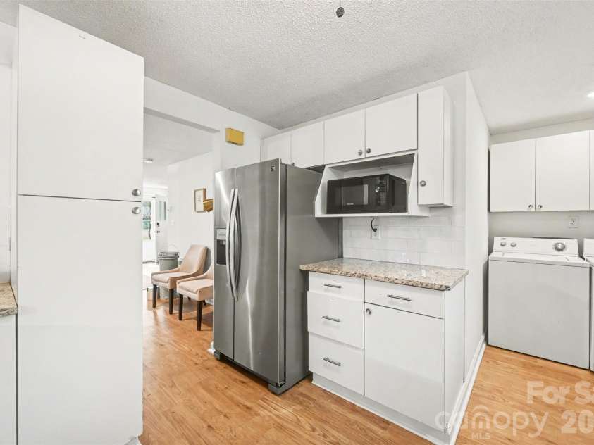 9815 Meringue Place, Charlotte, NC 28270.  MLS# CAR4361492, YatesRealty ID 12009. 