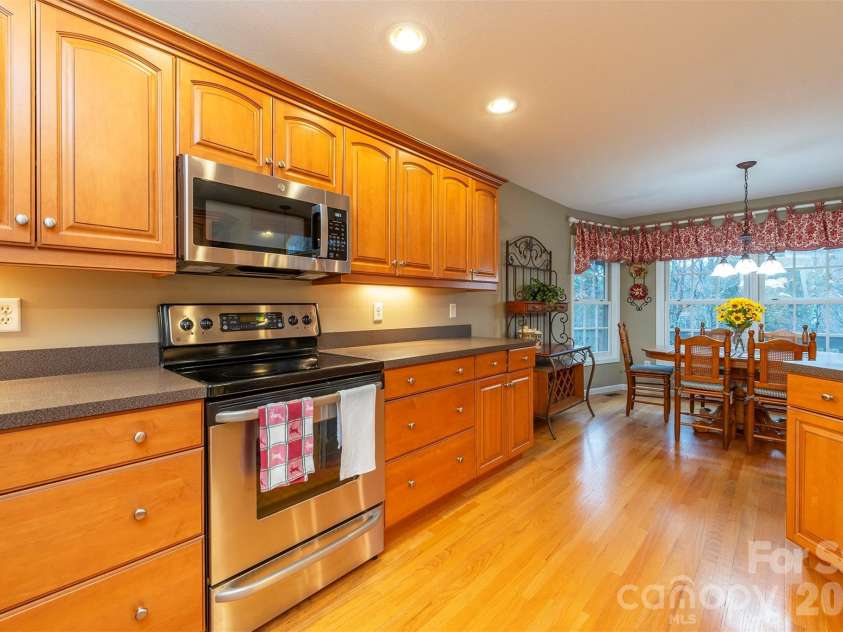 128 Sullivan Lane, Lake Lure, NC 28746.  MLS# CAR4327732, YatesRealty ID 1201. 