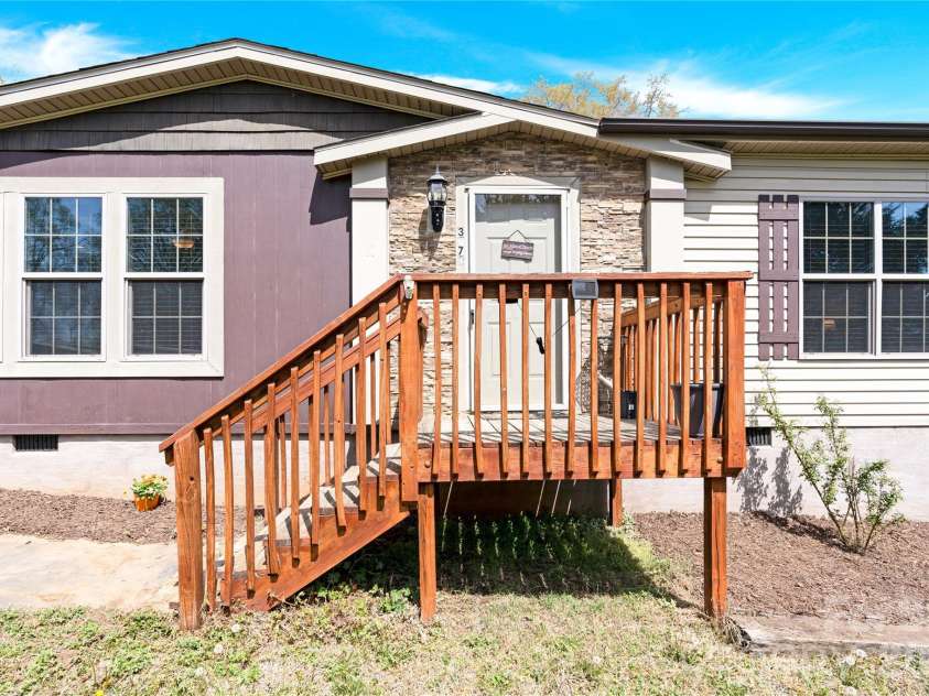 3770 Macklin Street, Claremont, NC 28610.  MLS# CAR4365332, YatesRealty ID 12010. 