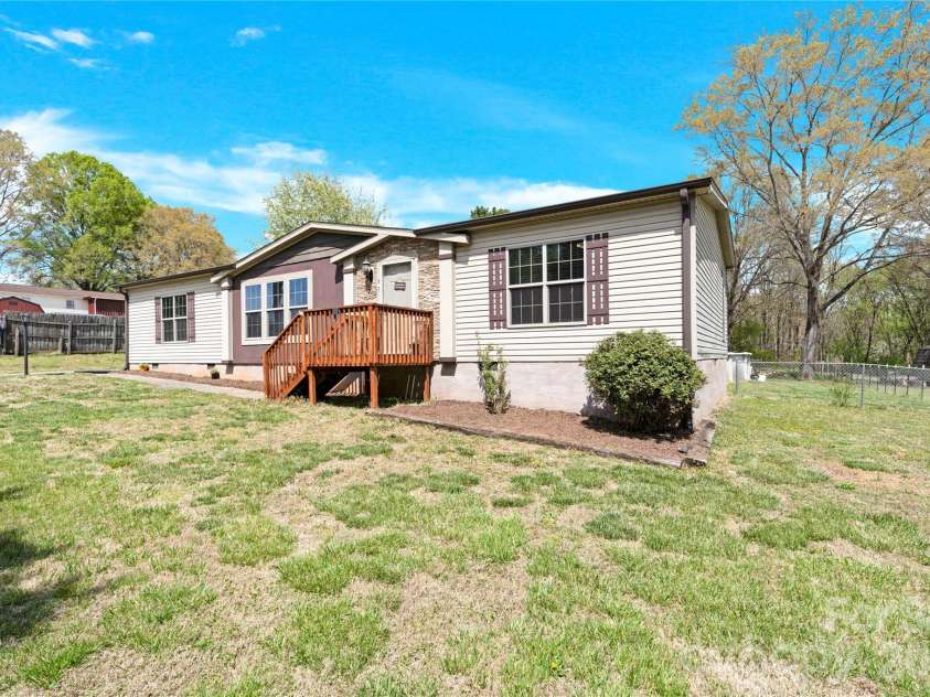 3770 Macklin Street, Claremont, NC 28610.  MLS# CAR4365332, YatesRealty ID 12010. 