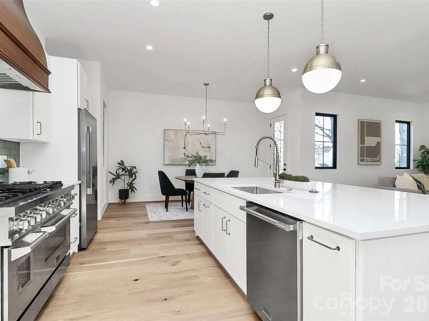 1505 Grace Street, Charlotte, NC 28205.  MLS# CAR4332932, YatesRealty ID 12011. 