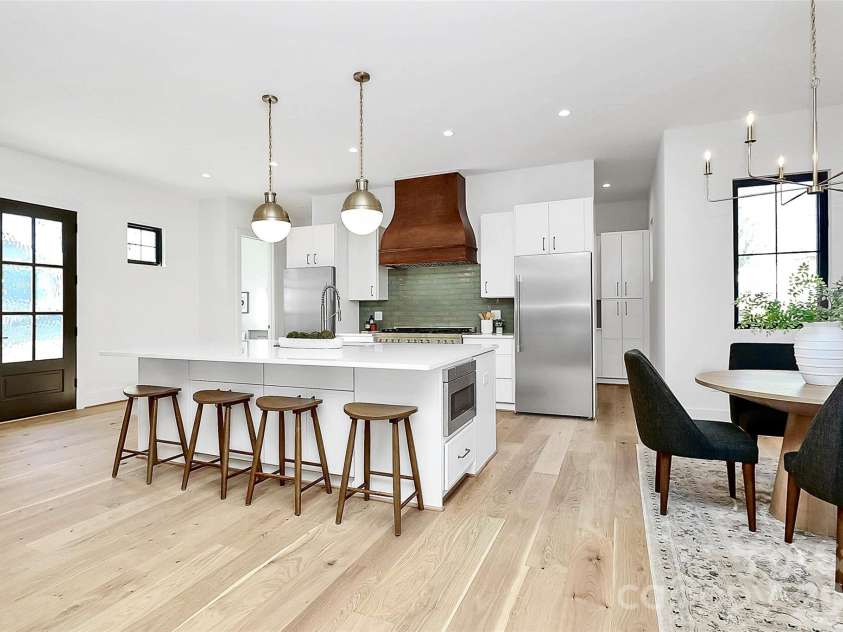 1505 Grace Street, Charlotte, NC 28205.  MLS# CAR4332932, YatesRealty ID 12011. 