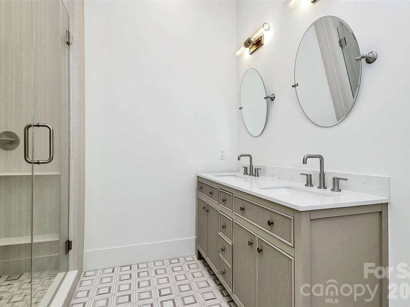 1505 Grace Street, Charlotte, NC 28205.  MLS# CAR4332932, YatesRealty ID 12011. 
