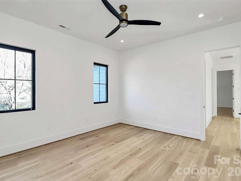 1505 Grace Street, Charlotte, NC 28205.  MLS# CAR4332932, YatesRealty ID 12011. 