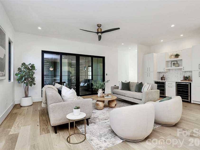 1505 Grace Street, Charlotte, NC 28205.  MLS# CAR4332932, YatesRealty ID 12011. 