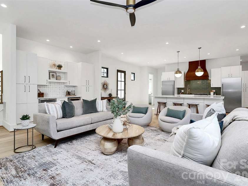 1505 Grace Street, Charlotte, NC 28205.  MLS# CAR4332932, YatesRealty ID 12011. 