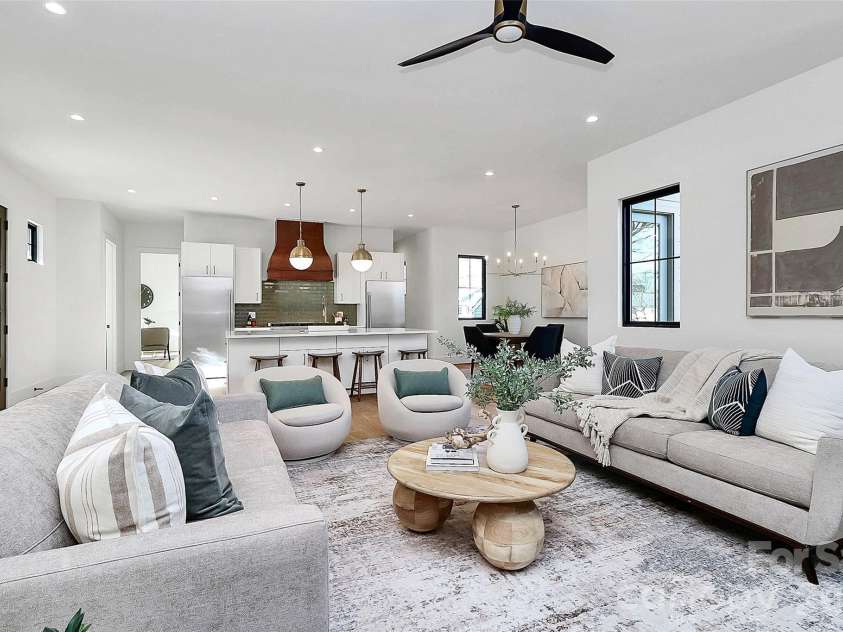 1505 Grace Street, Charlotte, NC 28205.  MLS# CAR4332932, YatesRealty ID 12011. 