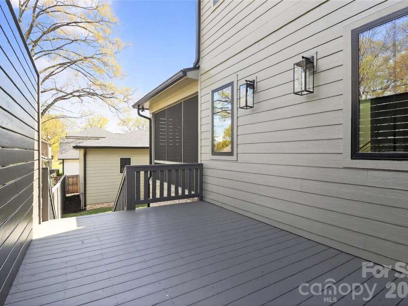 1505 Grace Street, Charlotte, NC 28205.  MLS# CAR4332932, YatesRealty ID 12011. 