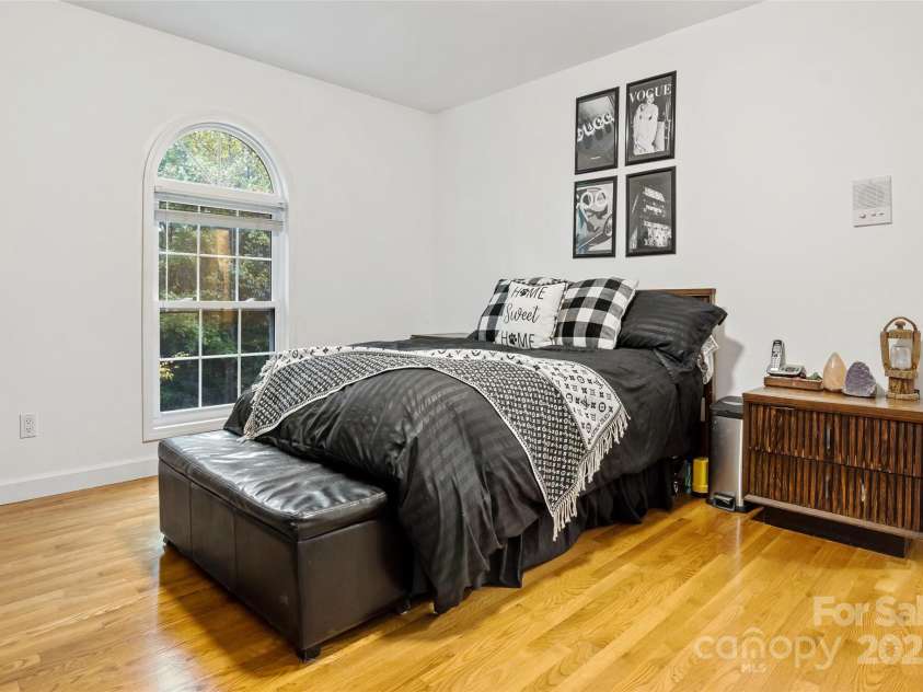 2517 Pine Cove Road, Old Fort, NC 28762.  MLS# CAR4249104, YatesRealty ID 12014. 