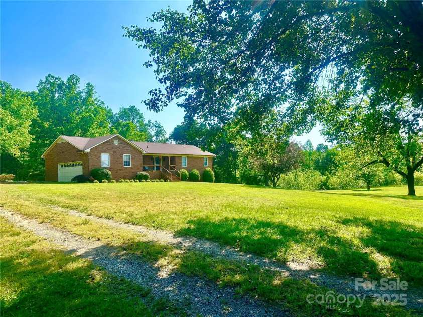 16480 Indian Mound Road, Norwood, NC 28128.  MLS# CAR4208189, YatesRealty ID 12016. 