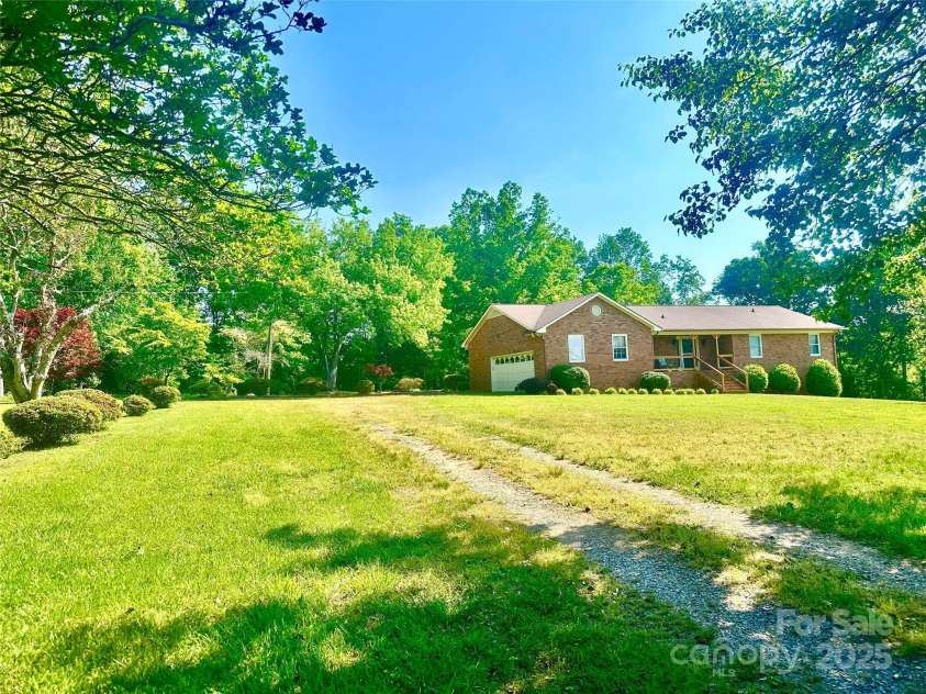 16480 Indian Mound Road, Norwood, NC 28128.  MLS# CAR4208189, YatesRealty ID 12016. 