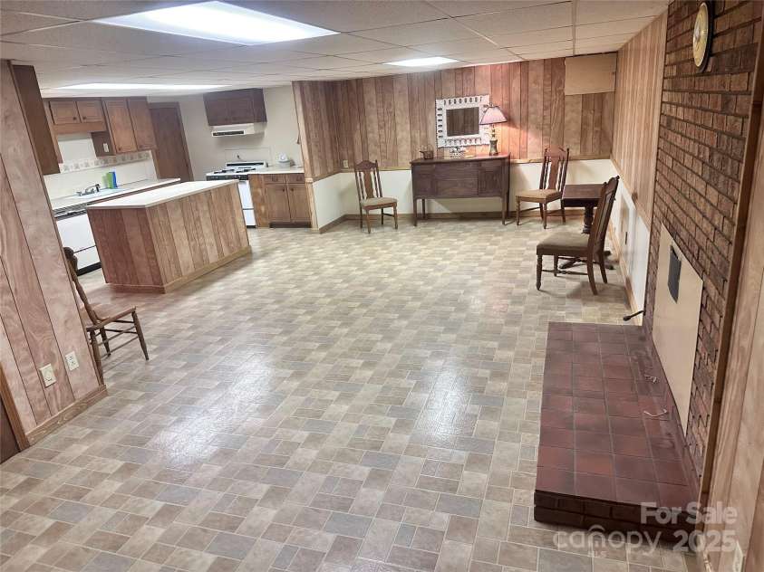 16480 Indian Mound Road, Norwood, NC 28128.  MLS# CAR4208189, YatesRealty ID 12016. Open Family/Recreation