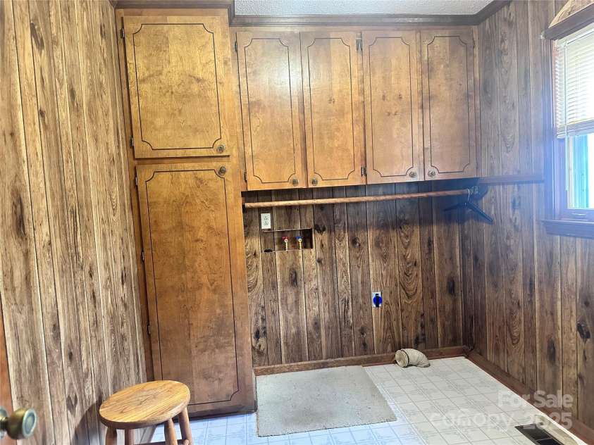 16480 Indian Mound Road, Norwood, NC 28128.  MLS# CAR4208189, YatesRealty ID 12016. Utility room