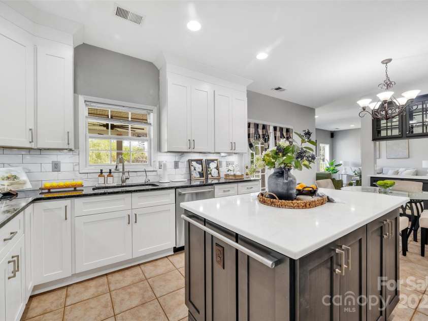 5412 Fulton Ridge Drive, Indian Trail, NC 28079.  MLS# CAR4237895, YatesRealty ID 12017. 