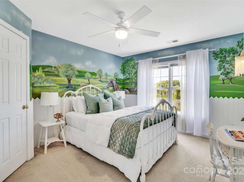 5412 Fulton Ridge Drive, Indian Trail, NC 28079.  MLS# CAR4237895, YatesRealty ID 12017. Cute secondary bedroom with adjoining J&J bath.