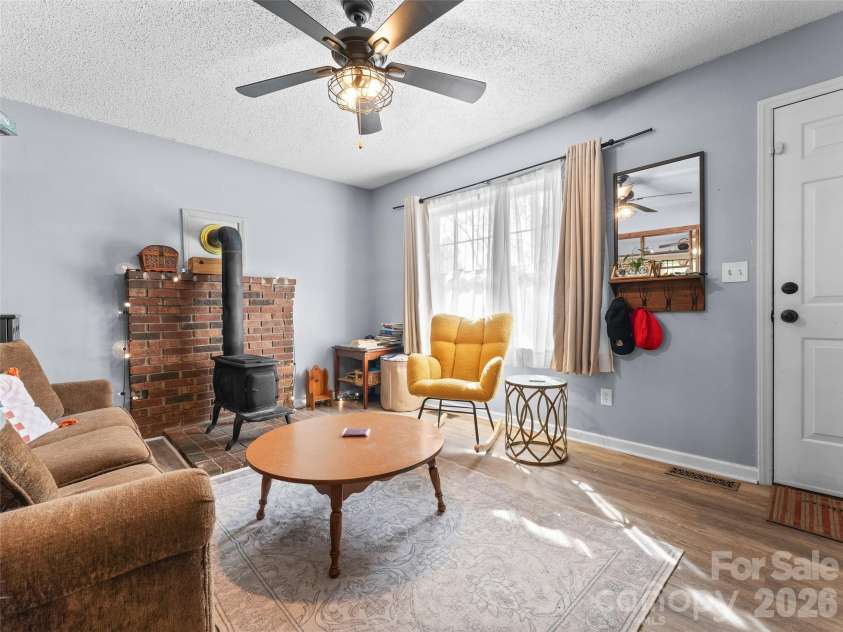 585 Peak Street, Columbus, NC 28722.  MLS# CAR4365398, YatesRealty ID 12017. Comfortable space with natural light