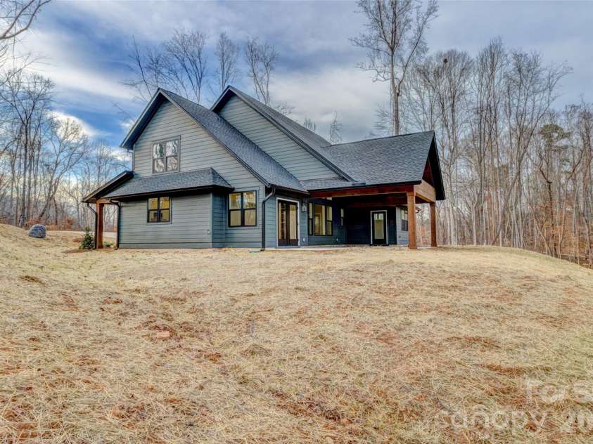 1041 Harrogate Drive, Bessemer City, NC 28016.  MLS# CAR4336086, YatesRealty ID 12019. 
