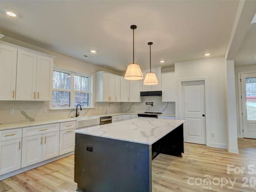 1041 Harrogate Drive, Bessemer City, NC 28016.  MLS# CAR4336086, YatesRealty ID 12019. 