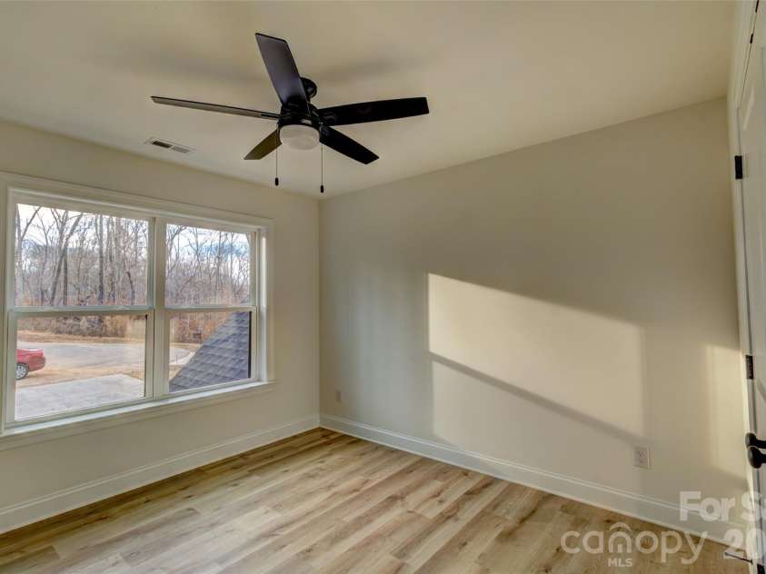1041 Harrogate Drive, Bessemer City, NC 28016.  MLS# CAR4336086, YatesRealty ID 12019. 