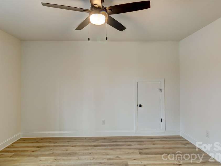 1041 Harrogate Drive, Bessemer City, NC 28016.  MLS# CAR4336086, YatesRealty ID 12019. 