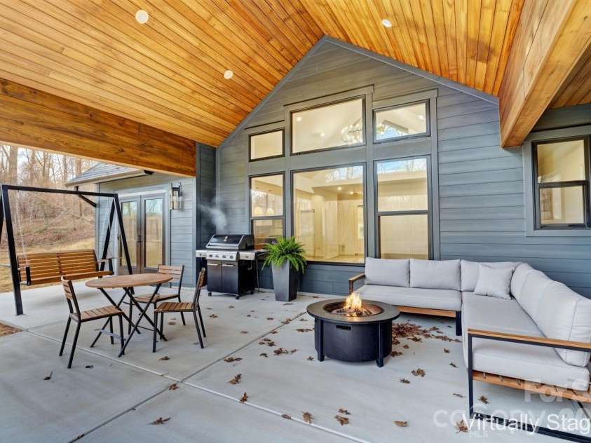 1041 Harrogate Drive, Bessemer City, NC 28016.  MLS# CAR4336086, YatesRealty ID 12019. 