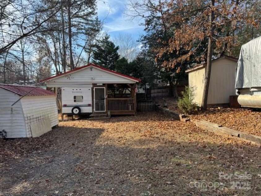 127 Deer Park Road, Mount Gilead, NC 27306.  MLS# CAR4328553, YatesRealty ID 1202. 
