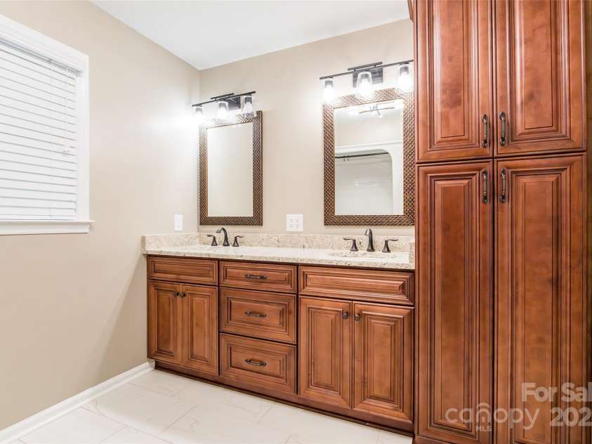 2730 Tiffany Drive, Rock Hill, SC 29732.  MLS# CAR4256260, YatesRealty ID 12020. 