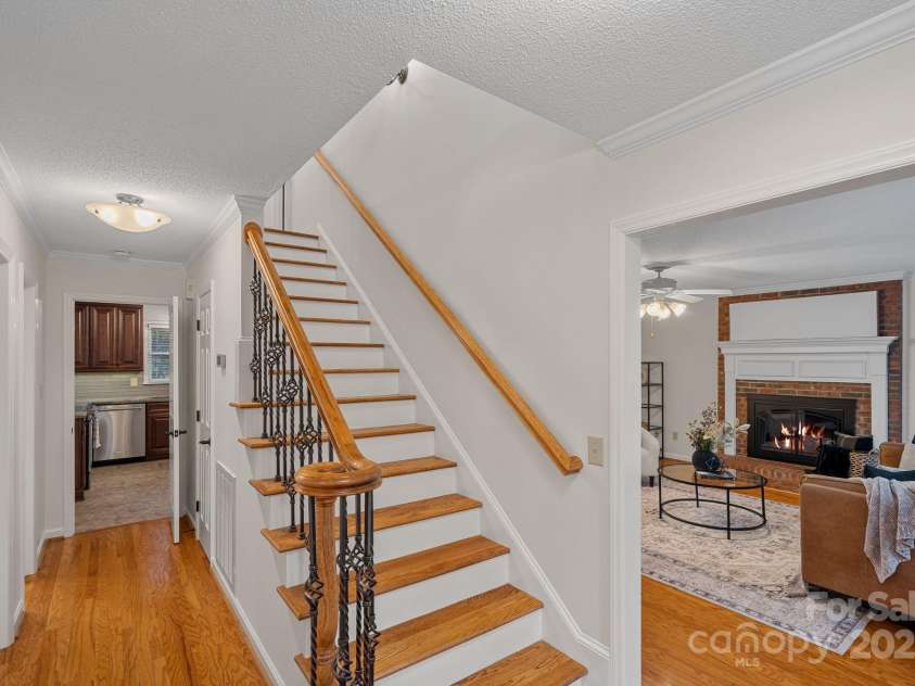 2730 Tiffany Drive, Rock Hill, SC 29732.  MLS# CAR4327115, YatesRealty ID 12020. Hardwood stairs and crown molding throughout.