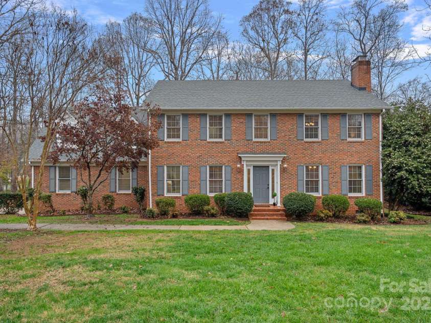 2730 Tiffany Drive, Rock Hill, SC 29732.  MLS# CAR4327115, YatesRealty ID 12020. Welcome home to 2730 Tiffany Dr!