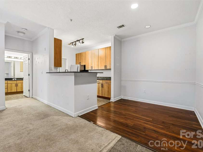 1000 Olde Eastwood Village Boulevard, Asheville, NC 28803.  MLS# CAR4338625, YatesRealty ID 12021. 