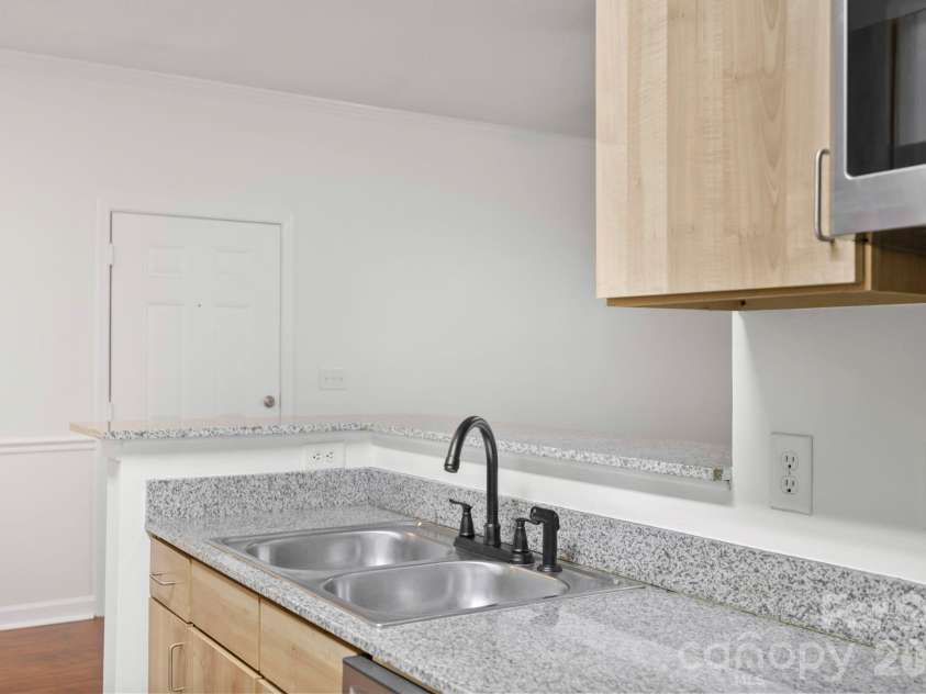 1000 Olde Eastwood Village Boulevard, Asheville, NC 28803.  MLS# CAR4396165, YatesRealty ID 12021. 