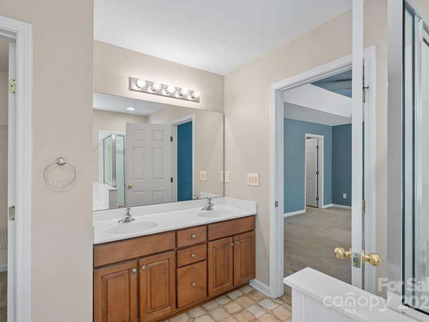 831 Daly Circle, Fort Mill, SC 29715.  MLS# CAR4244327, YatesRealty ID 12021. 