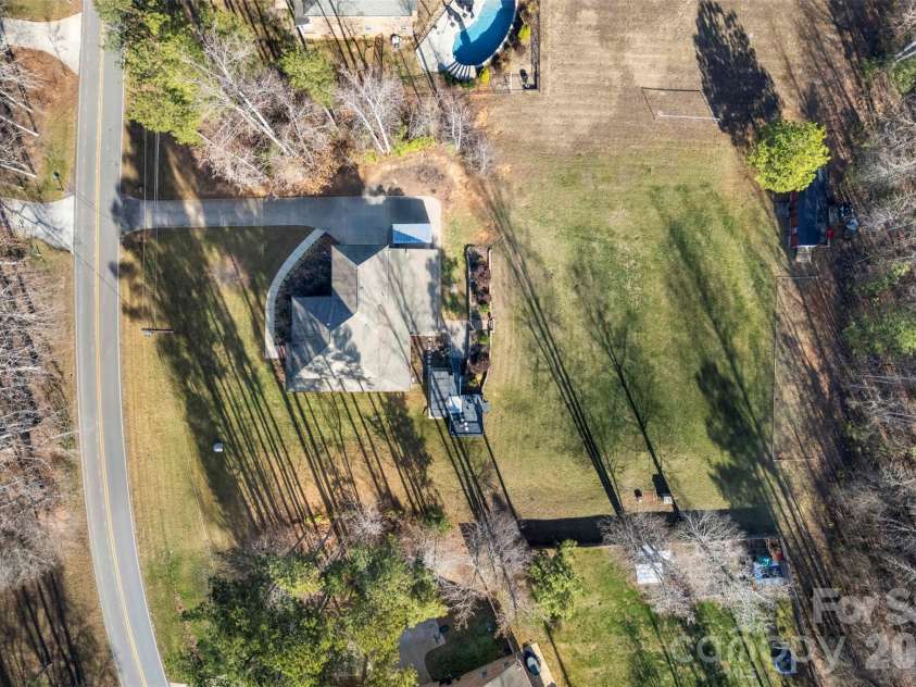 2720 Lakefront Drive, Belmont, NC 28012.  MLS# CAR4335195, YatesRealty ID 12022. 1 full acre