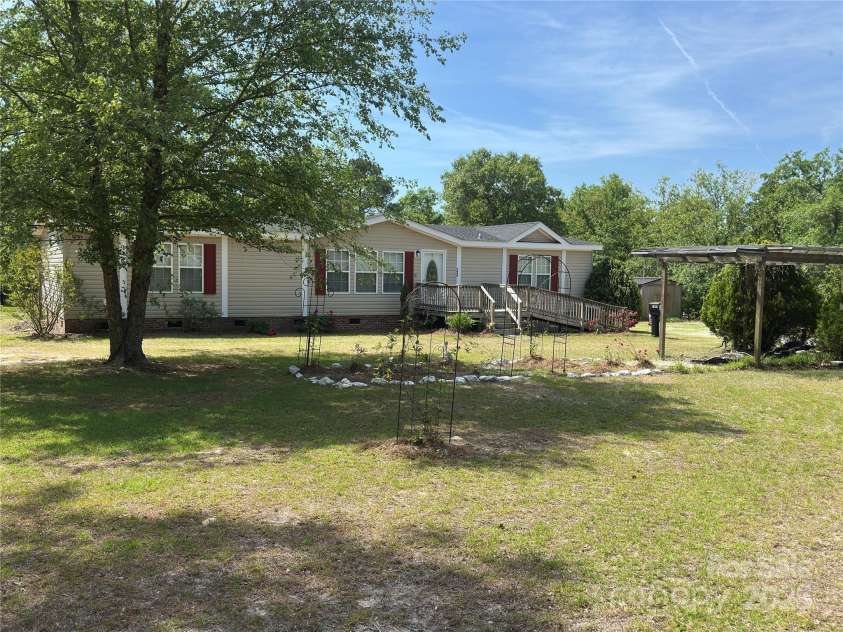 7494 Flat Creek Road, Kershaw, SC 29067.  MLS# CAR4253695, YatesRealty ID 12022. 
