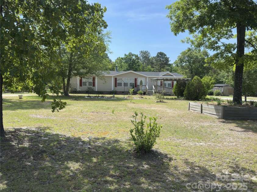 7494 Flat Creek Road, Kershaw, SC 29067.  MLS# CAR4253695, YatesRealty ID 12022. 
