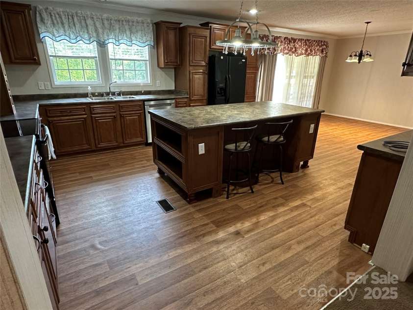 7494 Flat Creek Road, Kershaw, SC 29067.  MLS# CAR4253695, YatesRealty ID 12022. 