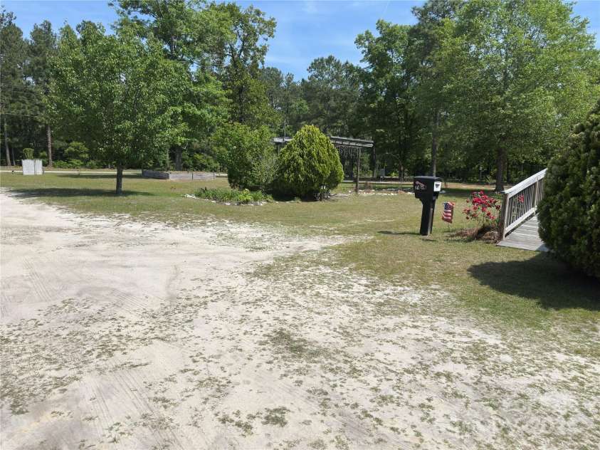 7494 Flat Creek Road, Kershaw, SC 29067.  MLS# CAR4253695, YatesRealty ID 12022. 