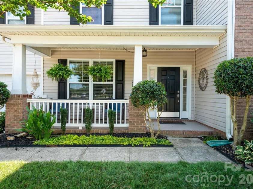 8006 Fine Robe Drive, Indian Trail, NC 28079.  MLS# CAR4365777, YatesRealty ID 12023. 