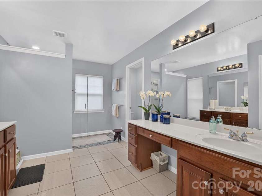 8006 Fine Robe Drive, Indian Trail, NC 28079.  MLS# CAR4365777, YatesRealty ID 12023. 