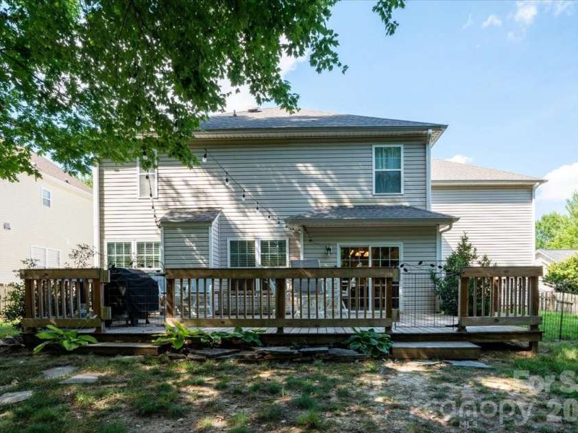 8006 Fine Robe Drive, Indian Trail, NC 28079.  MLS# CAR4365777, YatesRealty ID 12023. 