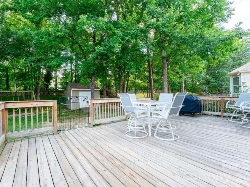 8006 Fine Robe Drive, Indian Trail, NC 28079.  MLS# CAR4365777, YatesRealty ID 12023. 