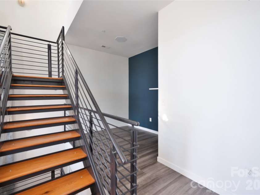 3123 Davidson Street, Charlotte, NC 28205.  MLS# CAR4341241, YatesRealty ID 12024. Second Level: Stairs & Flex Space